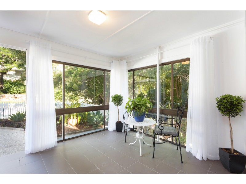 13 Meagan Street, Kenmore QLD 4069