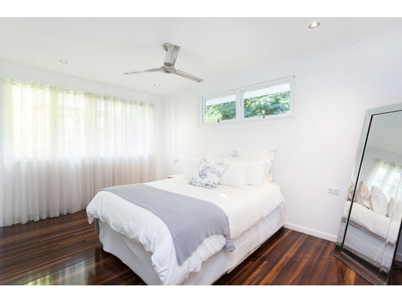 13 Meagan Street, Kenmore QLD 4069