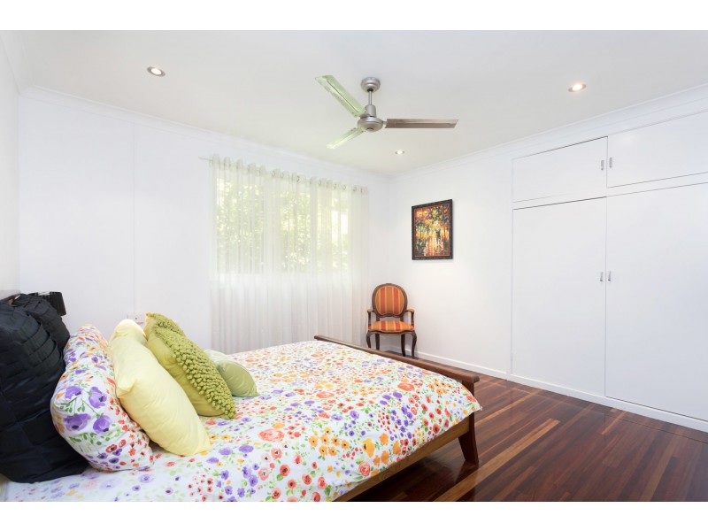 13 Meagan Street, Kenmore QLD 4069