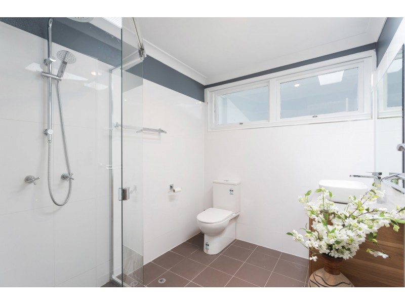 13 Meagan Street, Kenmore QLD 4069