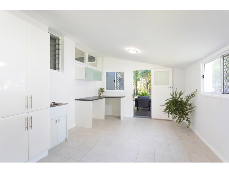 13 Meagan Street, Kenmore QLD 4069