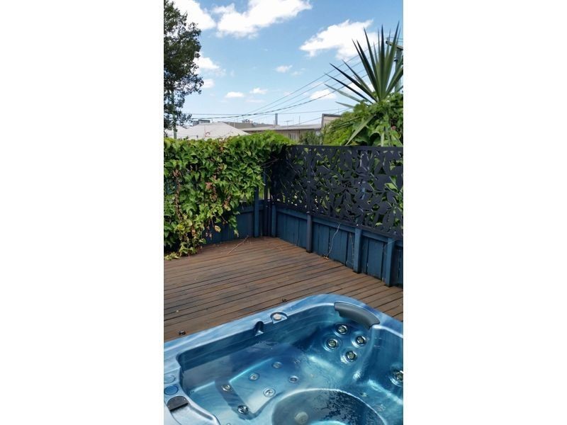 4/23 York St, Hamilton QLD 4007