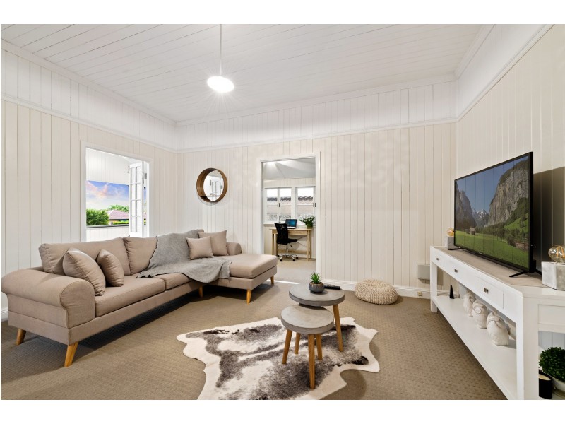 12 John Street, East Toowoomba QLD 4350