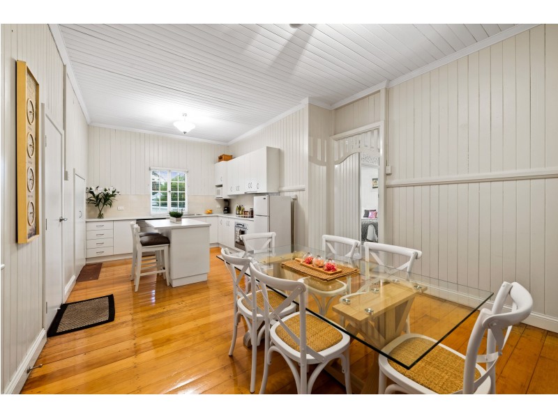 12 John Street, East Toowoomba QLD 4350