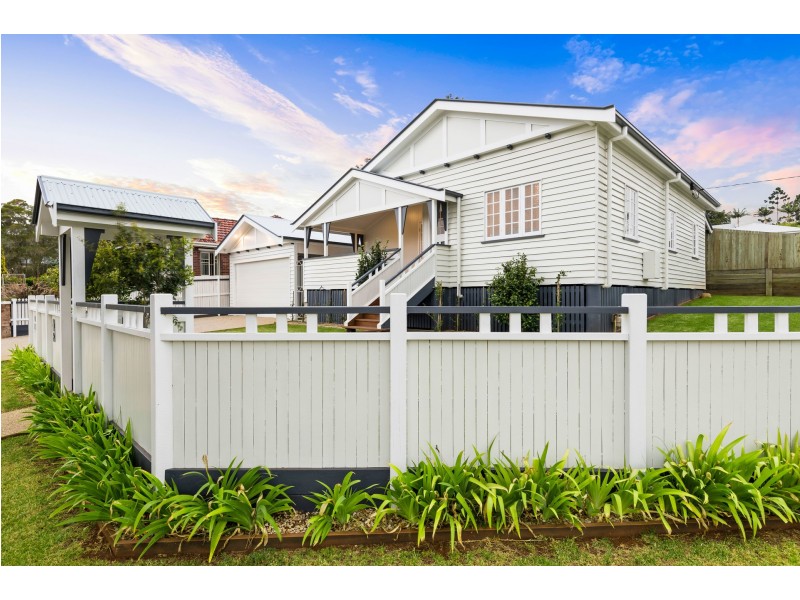 12 John Street, East Toowoomba QLD 4350