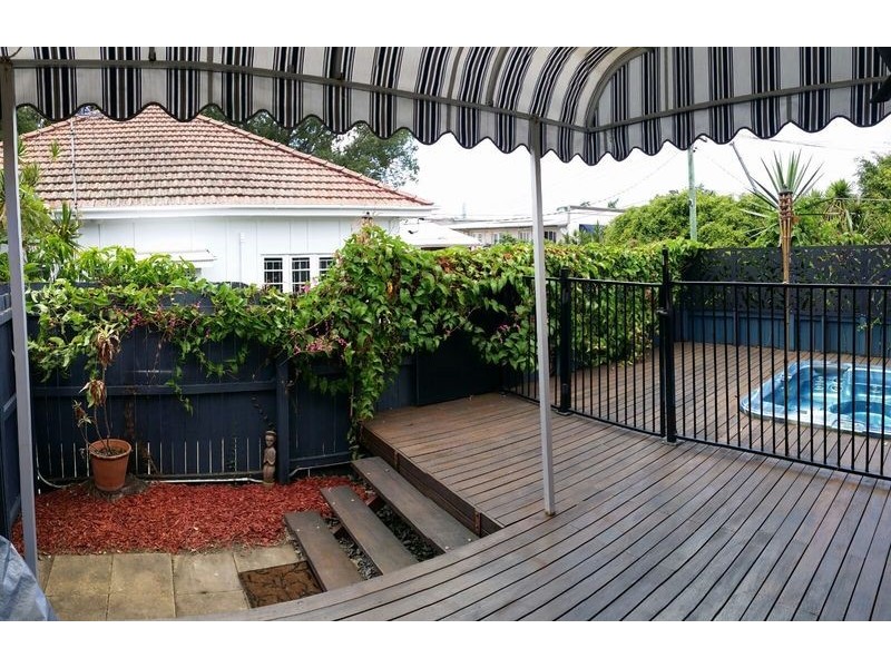 4/23 York St, Hamilton QLD 4007