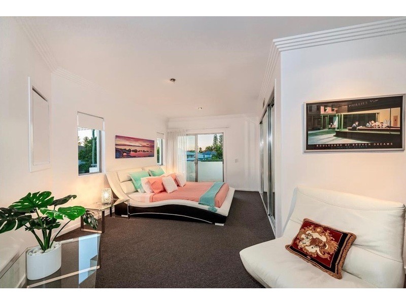 1/44 Tamborine Street, Mermaid Beach QLD 4218