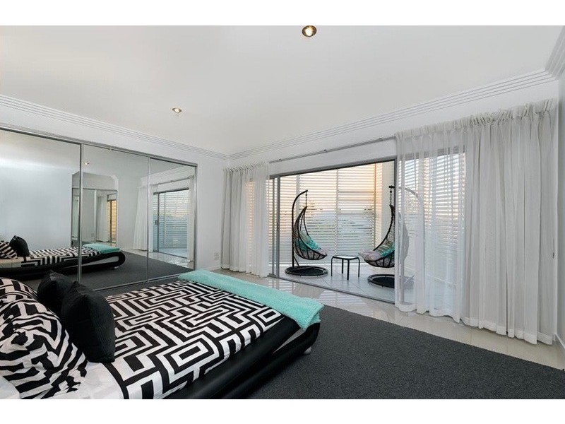 1/44 Tamborine Street, Mermaid Beach QLD 4218