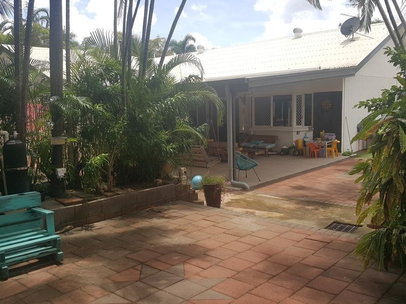 5 Excelsa  Court, Rosebery NT 0832