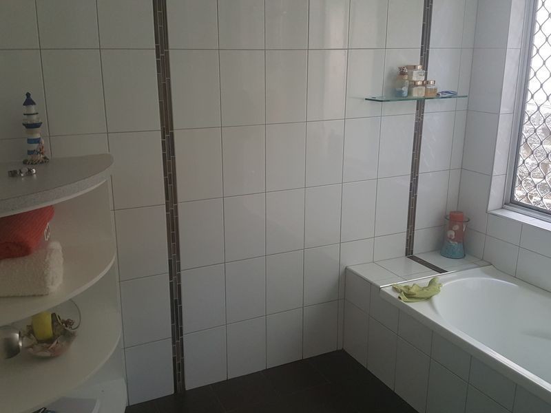 5 Excelsa  Court, Rosebery NT 0832