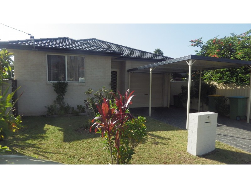 11 Taloma Street, Gorokan NSW 2263
