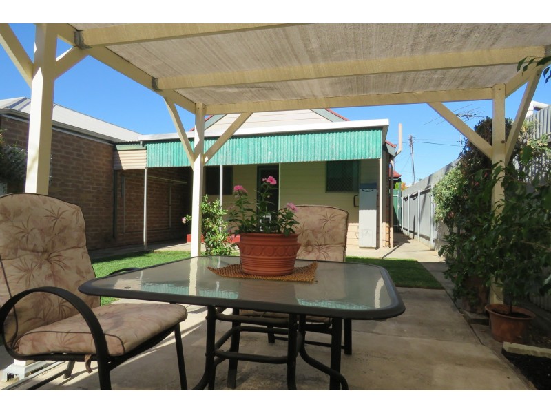 19 Langham Place, Port Adelaide SA 5015