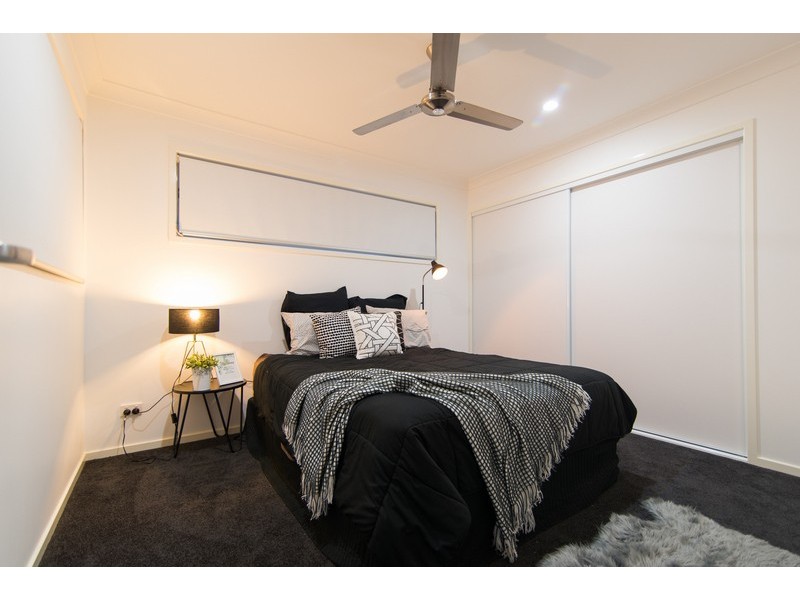 Hope Island QLD 4212