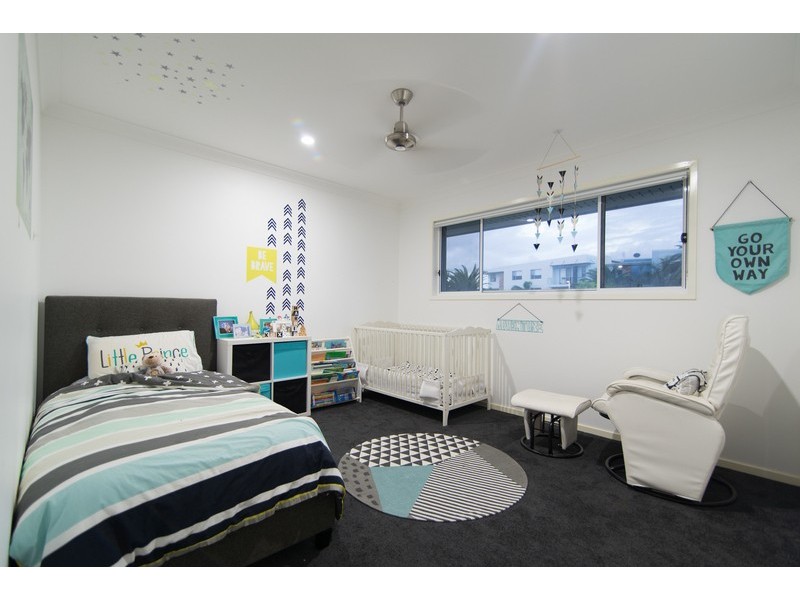 Hope Island QLD 4212