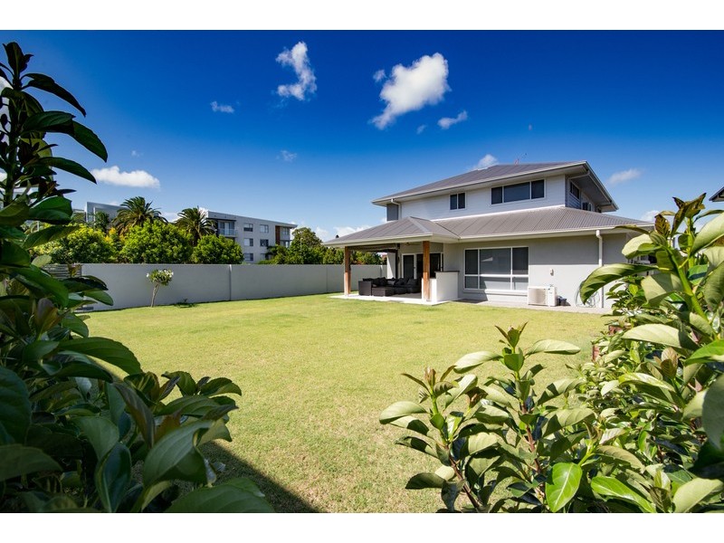 Hope Island QLD 4212