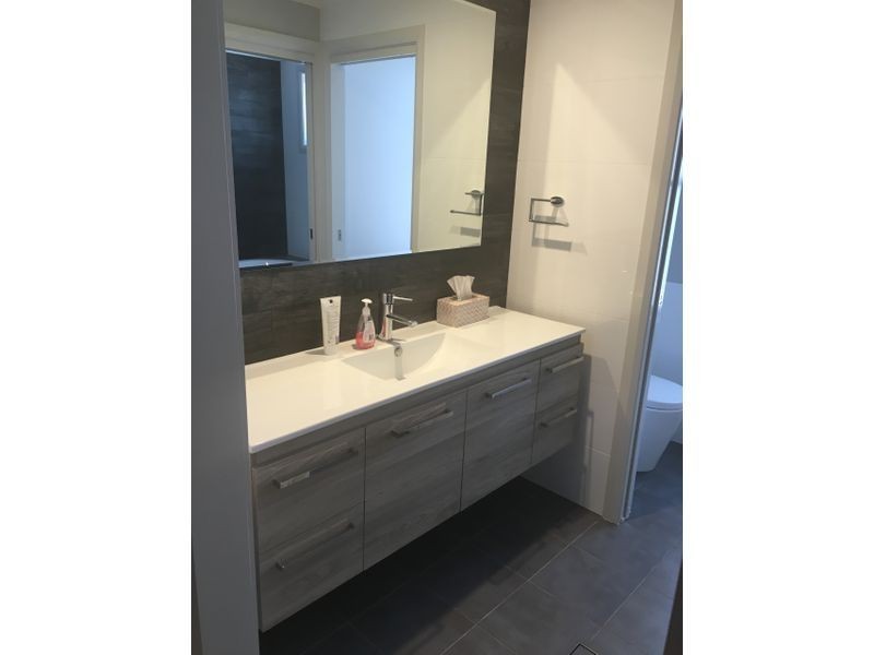 8B Oliver Street, Tamworth NSW 2340