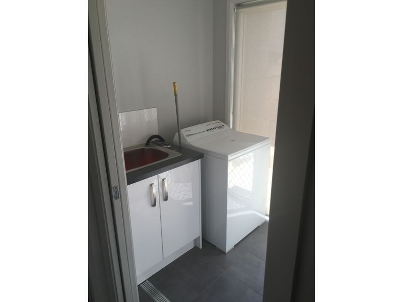 8B Oliver Street, Tamworth NSW 2340