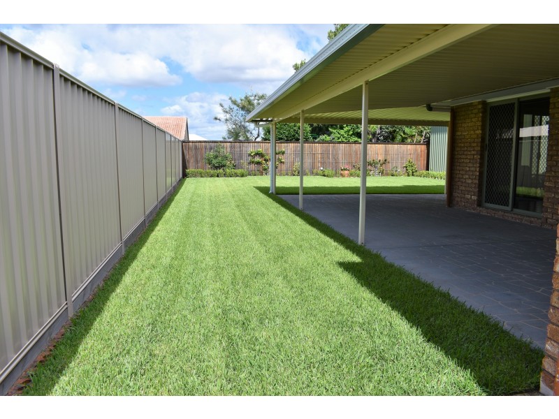 6 Carlisle Street, Caloundra West QLD 4551