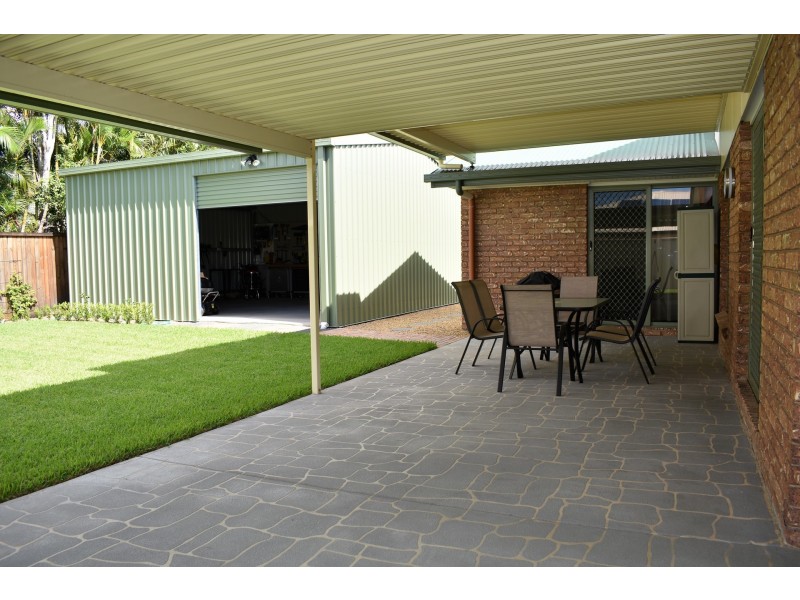 6 Carlisle Street, Caloundra West QLD 4551