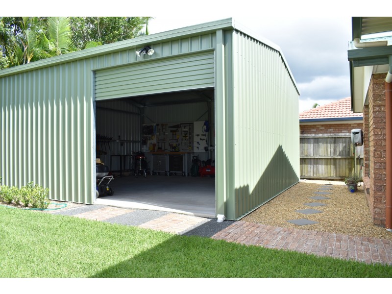 6 Carlisle Street, Caloundra West QLD 4551
