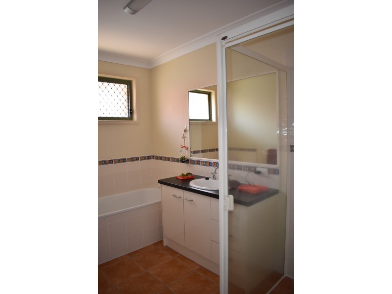 6 Carlisle Street, Caloundra West QLD 4551