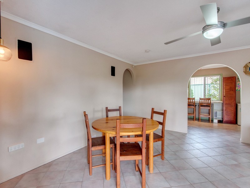 7 Alawoona street, Redbank Plains QLD 4301