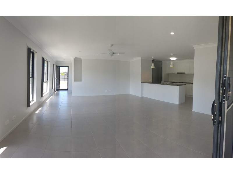 87 Cod Circuit, Bongaree QLD 4507