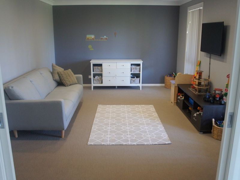 8 Hoskins St, Nabiac NSW 2312