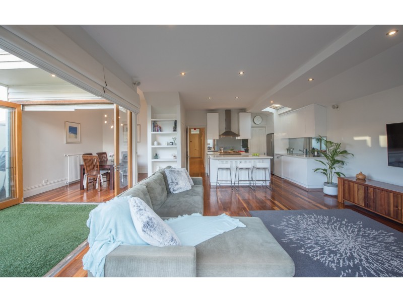97 Heath St, Port Melbourne VIC 3207