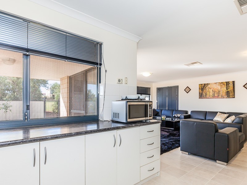 1 Tuxedo Link, Clarkson WA 6030