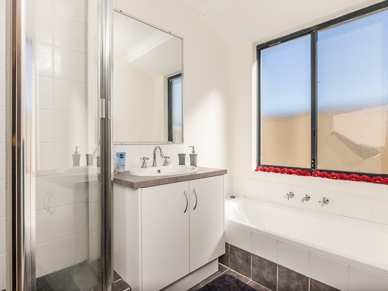 1 Tuxedo Link, Clarkson WA 6030
