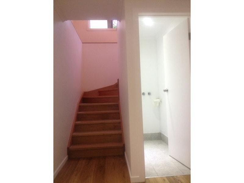 37b MacGregor Tce, Bardon QLD 4065