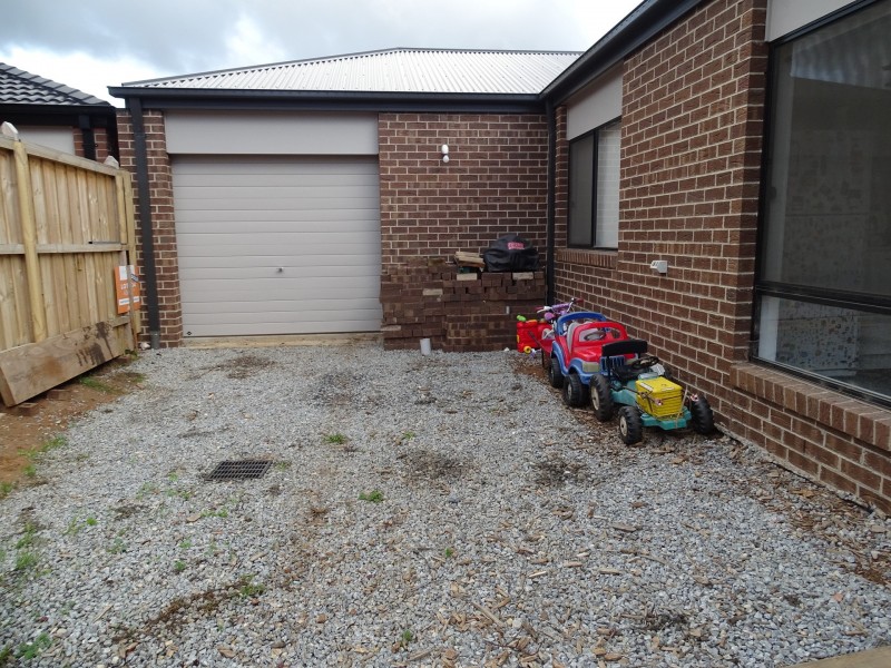 4 Strathcona Avenue, Clyde VIC 3978