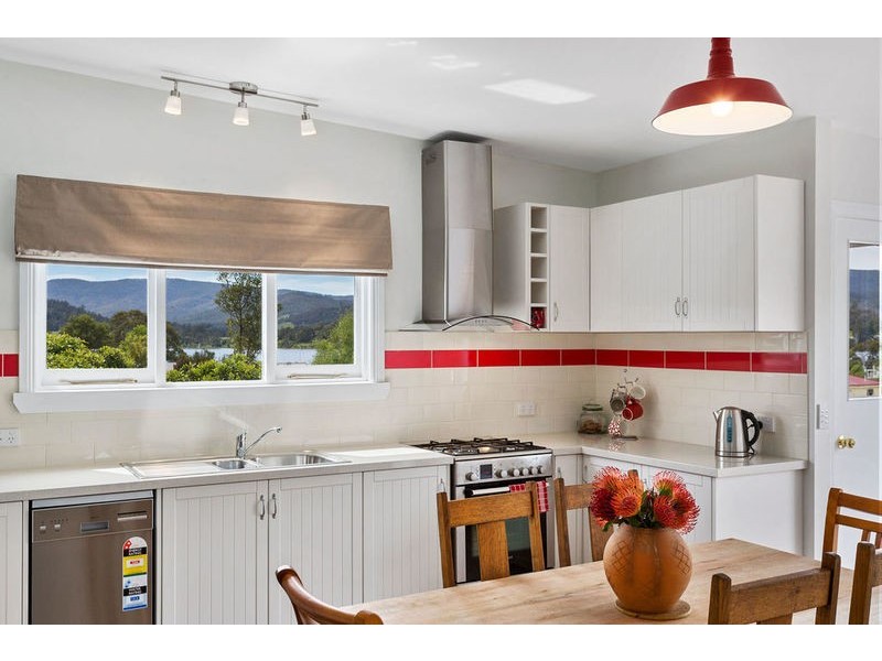 23 Jetty Road, Cygnet TAS 7112
