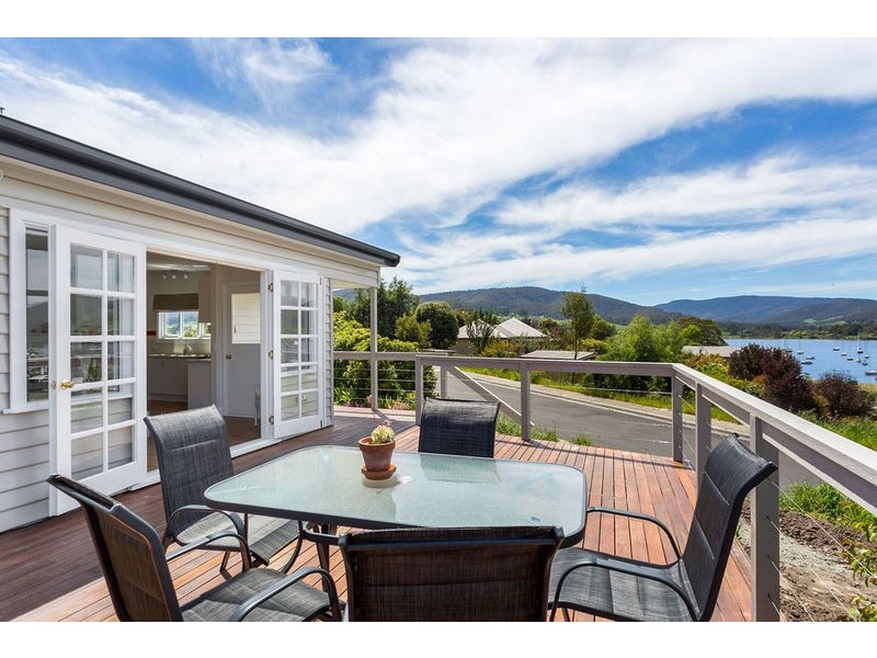 23 Jetty Road, Cygnet TAS 7112