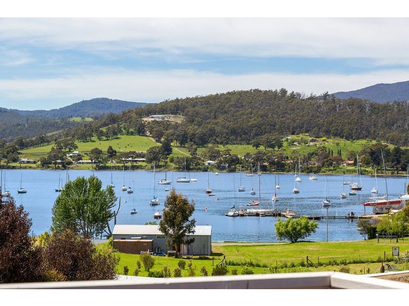 23 Jetty Road, Cygnet TAS 7112