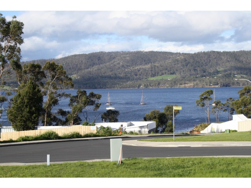 Lot Lot 1, 2 Staff Rd, Electrona TAS 7054