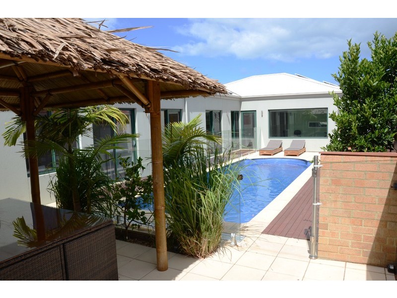 52 Britannia Pde, Hindmarsh Island SA 5214