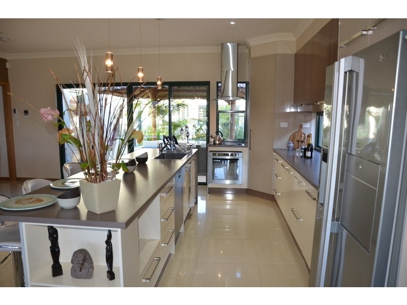 52 Britannia Pde, Hindmarsh Island SA 5214