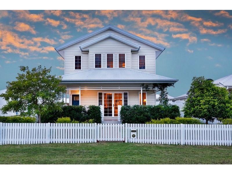 30 Woodcote Bend, Shaw QLD 4818