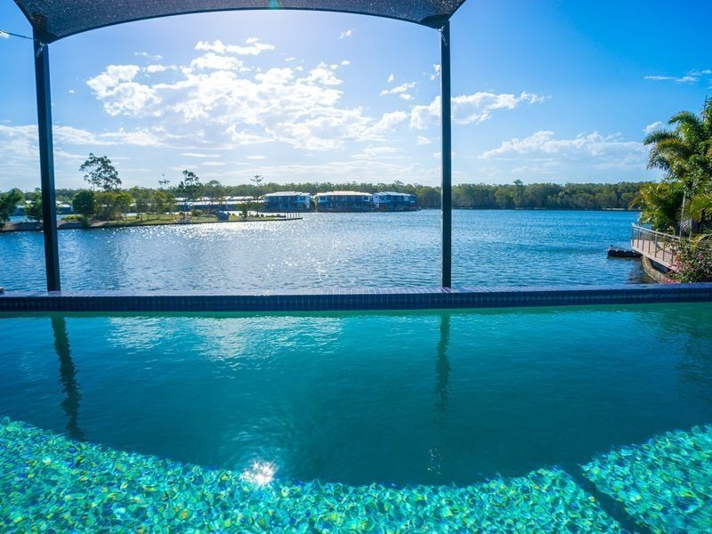 15 Manacor Place, Coombabah QLD 4216