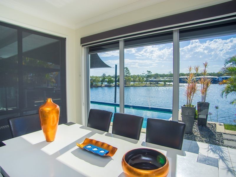 15 Manacor Place, Coombabah QLD 4216