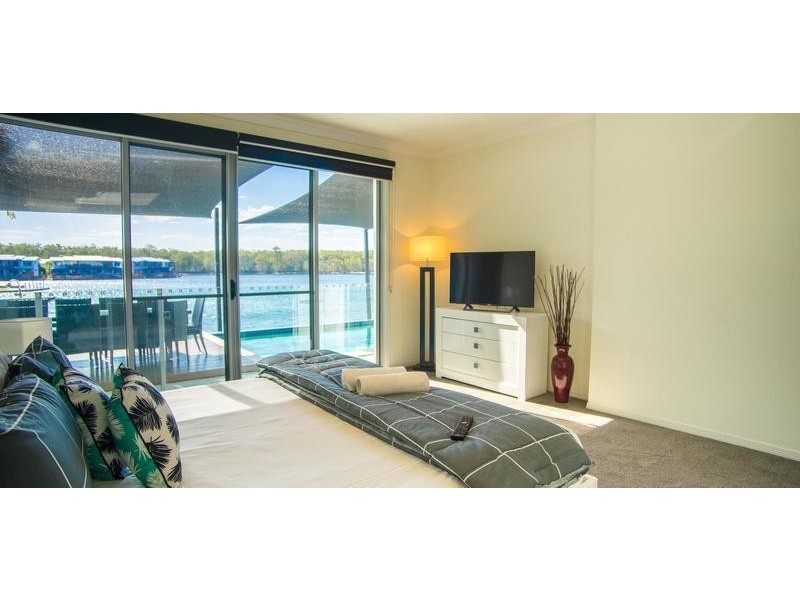 15 Manacor Place, Coombabah QLD 4216