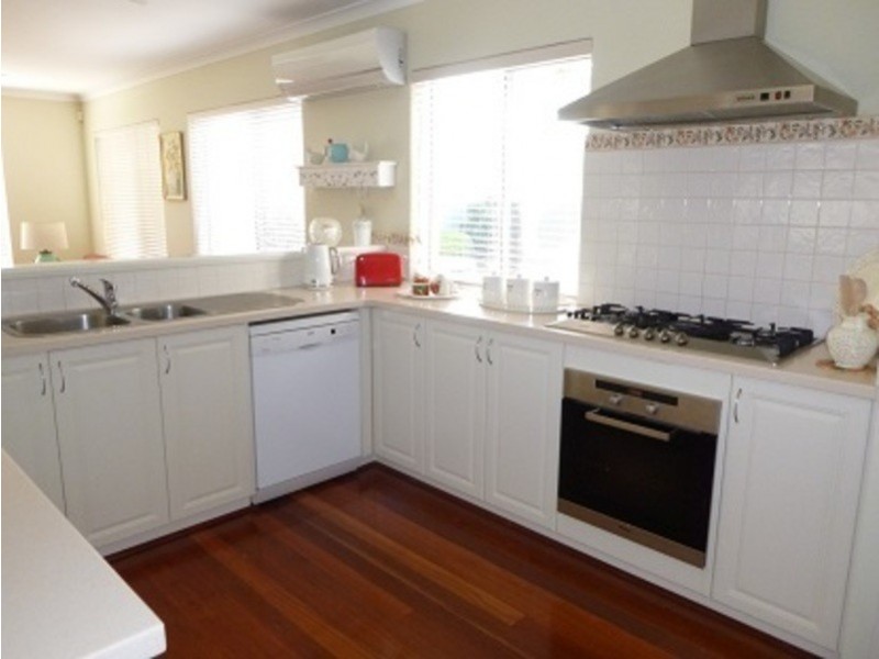 38 Narrien Loop, Hocking WA 6065