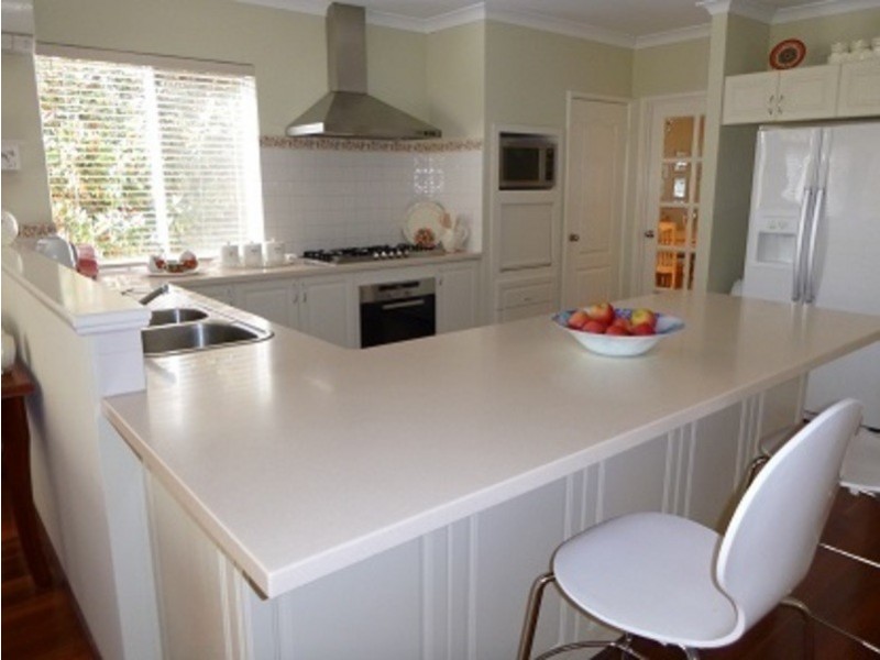 38 Narrien Loop, Hocking WA 6065