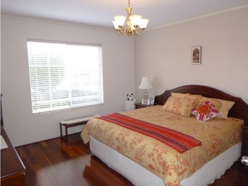 38 Narrien Loop, Hocking WA 6065