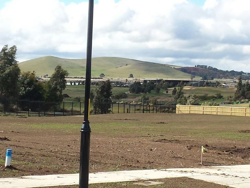 Lot 6009 – 44 Pinnacle Chase, Beveridge VIC 3753