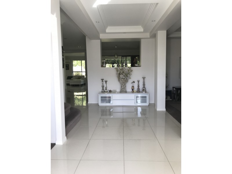 23 Cerbaia Close, Bridgeman Downs QLD 4035