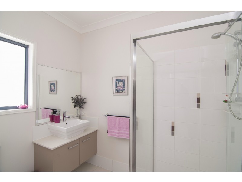 23 Cerbaia Close, Bridgeman Downs QLD 4035