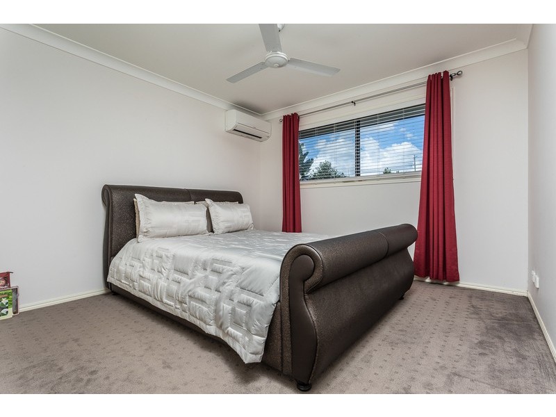 23 Cerbaia Close, Bridgeman Downs QLD 4035